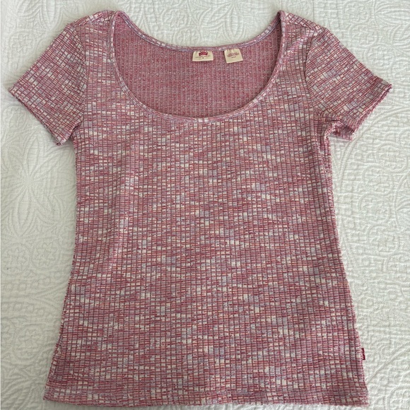 Levi's Ribbed Fitted Short Sleeve T-Shirt - Picture 1 of 5